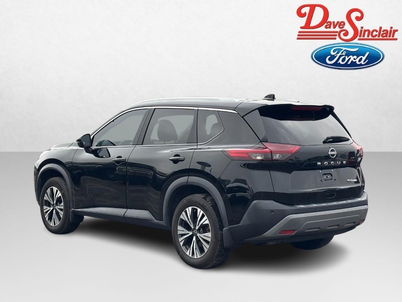 Nissan Rogue Vehicle Image 09