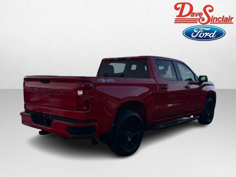 Chevrolet Silverado 1500 Vehicle Full-screen Gallery Image 05