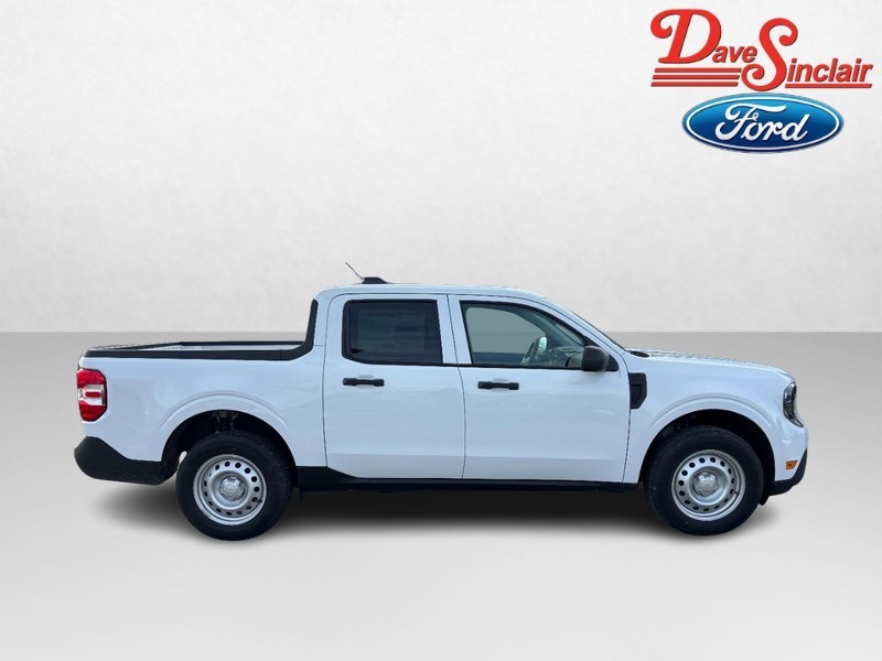 Ford Maverick Vehicle Image 05