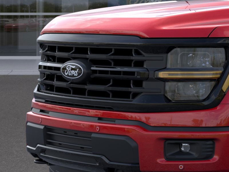 Ford F-150 Vehicle Full-screen Gallery Image 19
