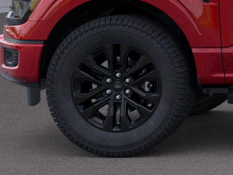 Ford F-150 Vehicle Full-screen Gallery Image 21