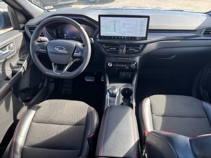 Ford Escape Vehicle Full-screen Gallery Image 14