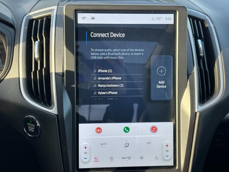 Ford Edge Vehicle Full-screen Gallery Image 24