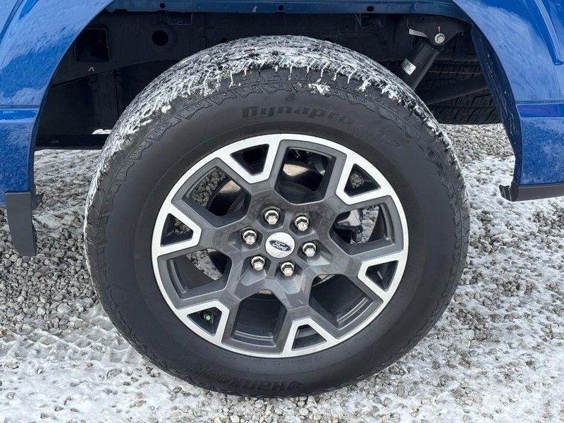 Ford F-150 Vehicle Full-screen Gallery Image 11