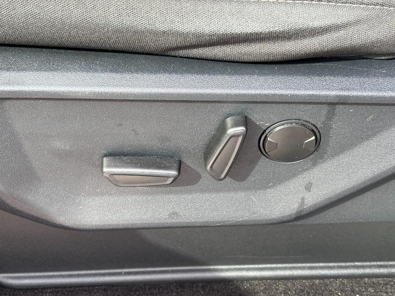 Ford F-150 Vehicle Image 17