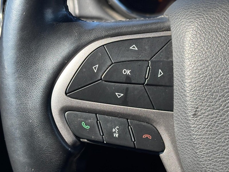 Jeep Grand Cherokee WK Vehicle Full-screen Gallery Image 18