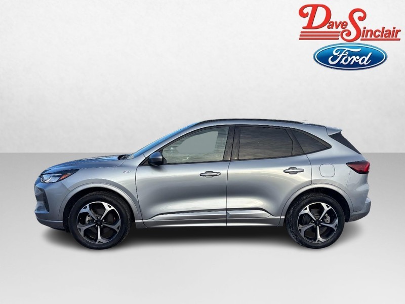 Ford Escape Vehicle Full-screen Gallery Image 10