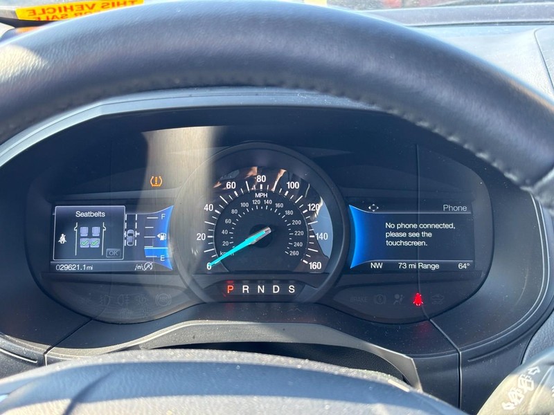 Ford Edge Vehicle Full-screen Gallery Image 22