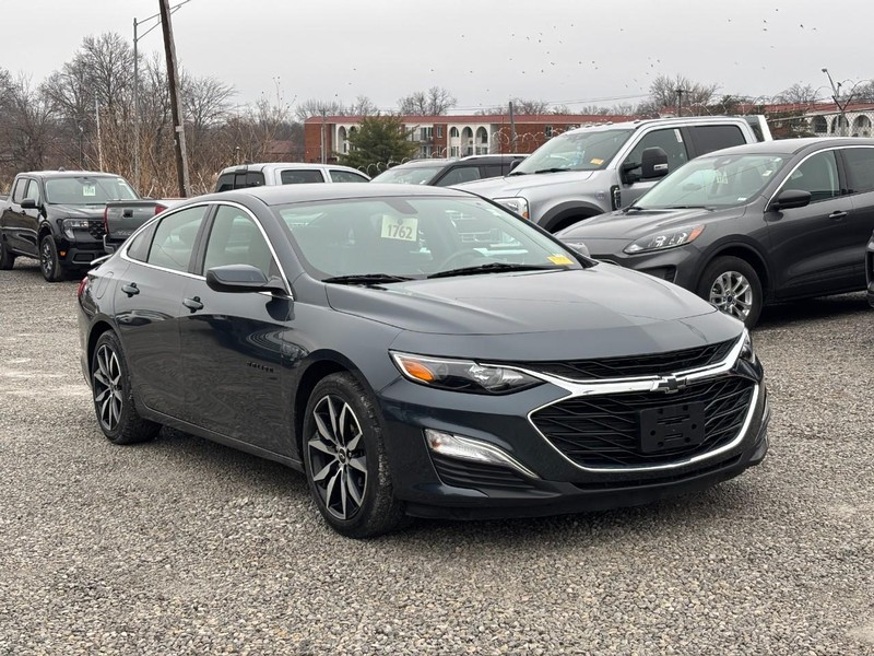 Chevrolet Malibu Vehicle Image 04