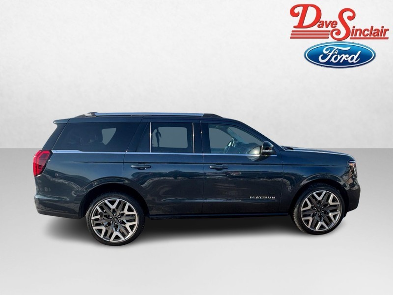 Ford Expedition Vehicle Full-screen Gallery Image 05