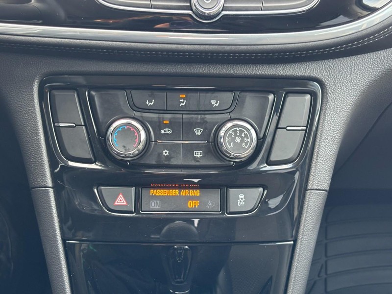 Buick Encore Vehicle Full-screen Gallery Image 25