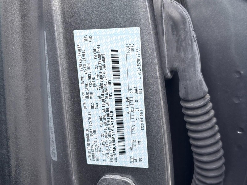 Ford Escape Vehicle Image 27