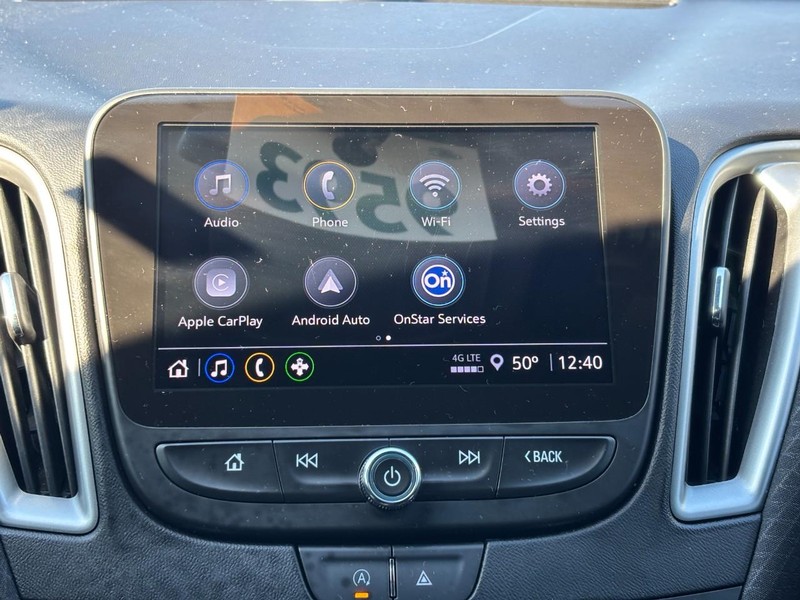 Chevrolet Malibu Vehicle Full-screen Gallery Image 20