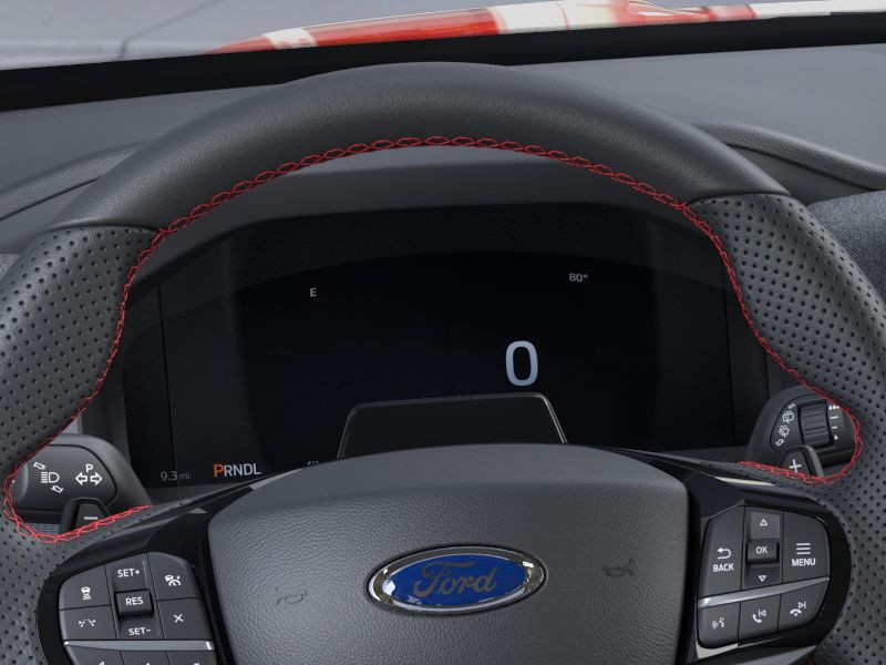 Ford Explorer Vehicle Full-screen Gallery Image 15
