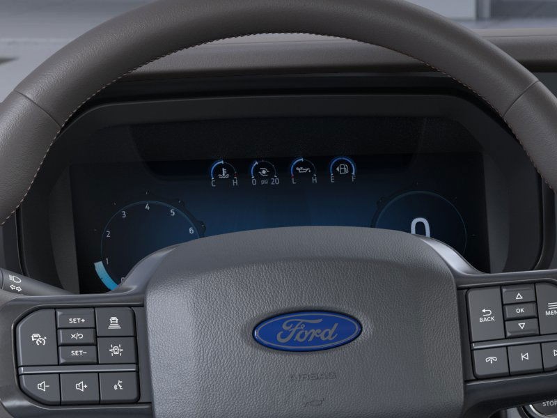 Ford F-150 Vehicle Full-screen Gallery Image 15