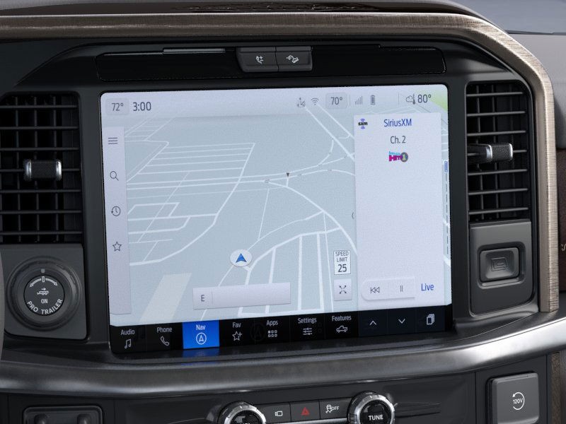 Ford F-150 Vehicle Full-screen Gallery Image 16