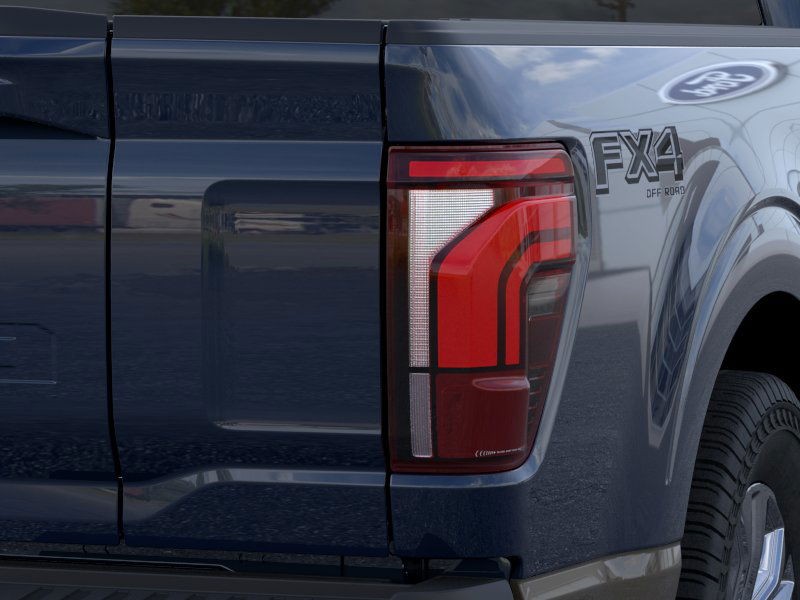 Ford F-150 Vehicle Full-screen Gallery Image 23