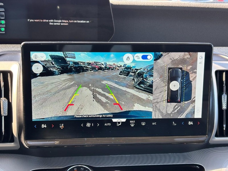 Ford Expedition Max Vehicle Full-screen Gallery Image 24