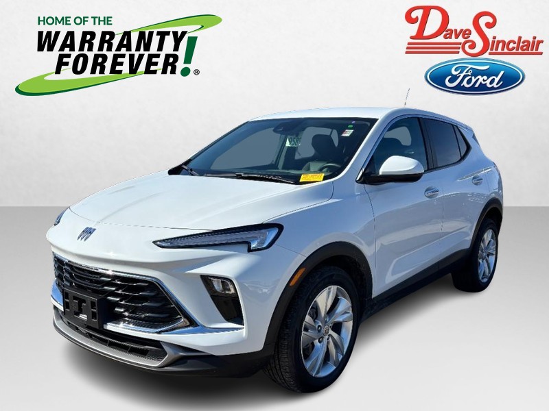 Buick Encore GX Vehicle Full-screen Gallery Image 01