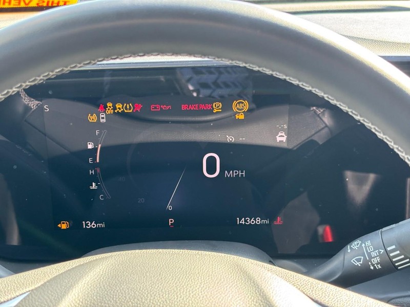 Buick Encore GX Vehicle Full-screen Gallery Image 19