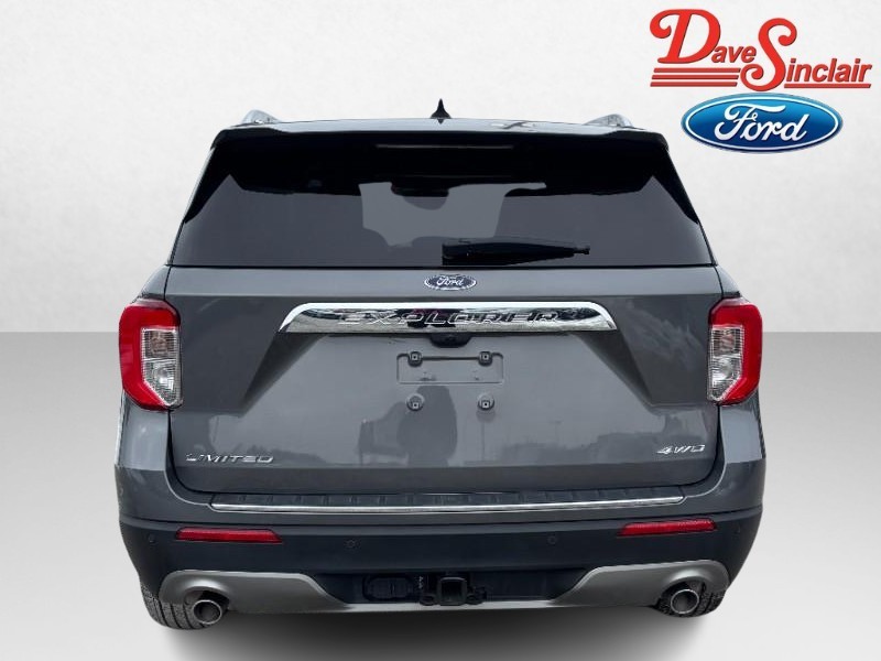 Ford Explorer Vehicle Full-screen Gallery Image 08