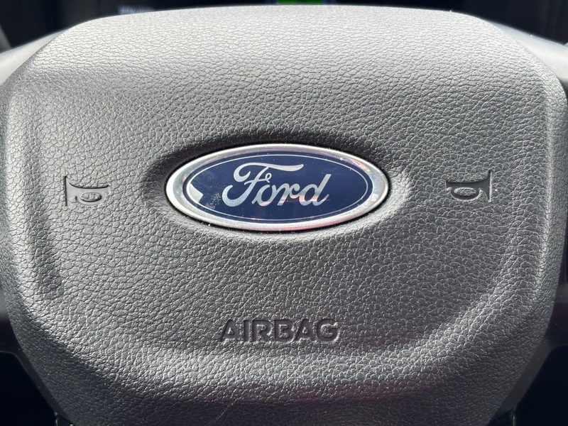 Ford Ranger Vehicle Full-screen Gallery Image 20