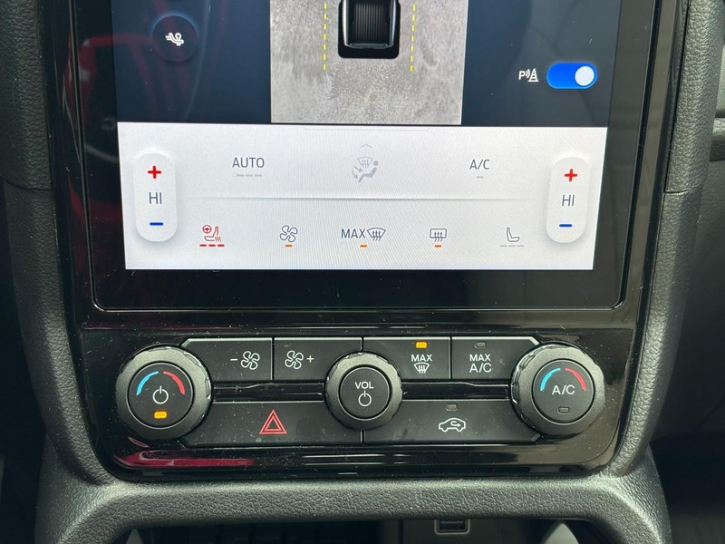 Ford Ranger Vehicle Full-screen Gallery Image 26