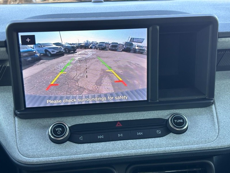 Ford Maverick Vehicle Image 25