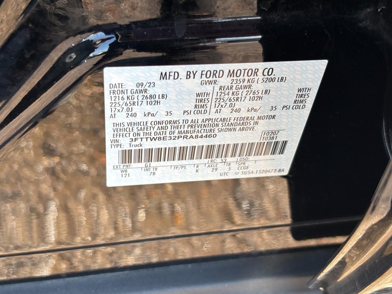 Ford Maverick Vehicle Image 27