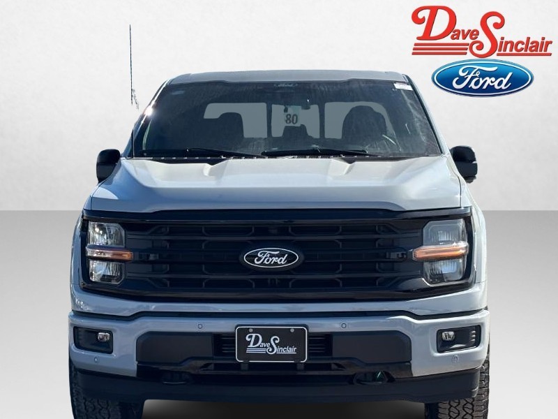 Ford F-150 Vehicle Full-screen Gallery Image 02