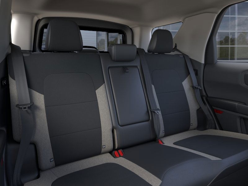 Ford Bronco Sport Vehicle Full-screen Gallery Image 13