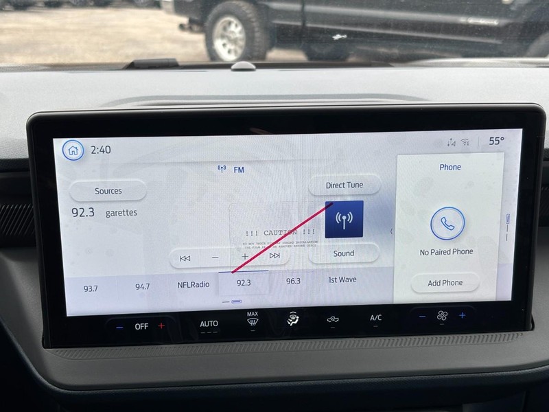 Ford Maverick Vehicle Full-screen Gallery Image 23