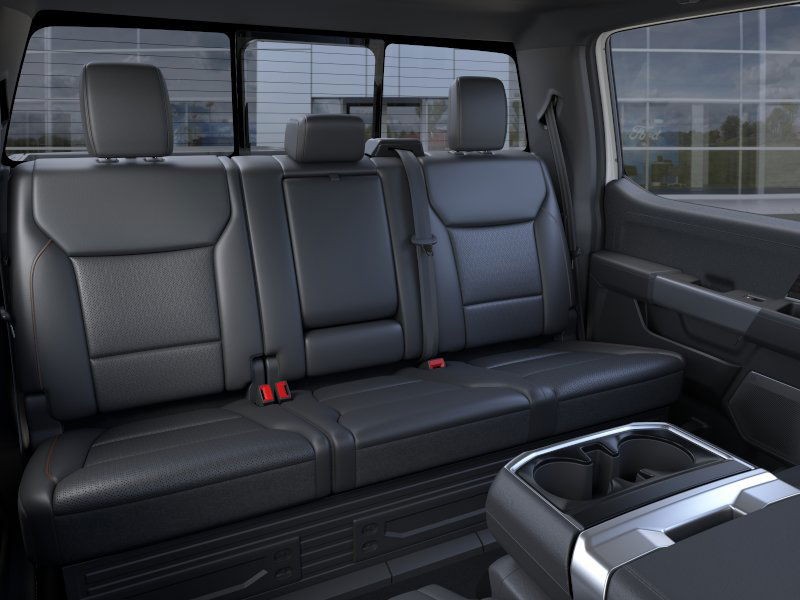 Ford F-150 Vehicle Full-screen Gallery Image 13