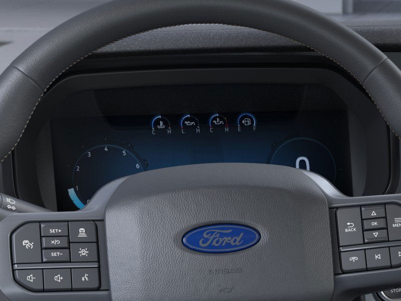 Ford F-150 Vehicle Full-screen Gallery Image 15