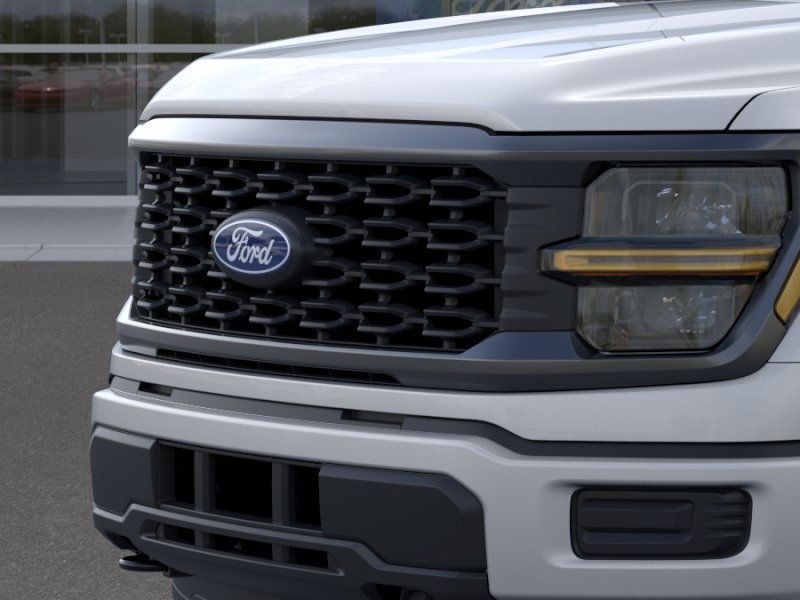 Ford F-150 Vehicle Full-screen Gallery Image 19