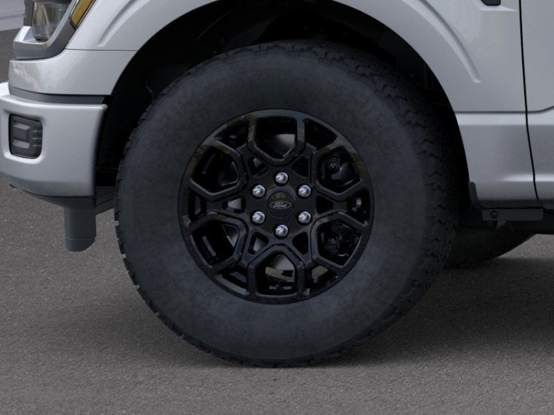 Ford F-150 Vehicle Full-screen Gallery Image 21