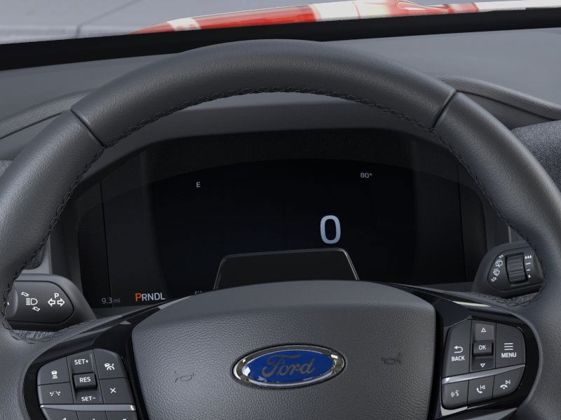 Ford Explorer Vehicle Full-screen Gallery Image 15