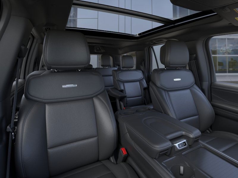 Ford Expedition Vehicle Full-screen Gallery Image 12