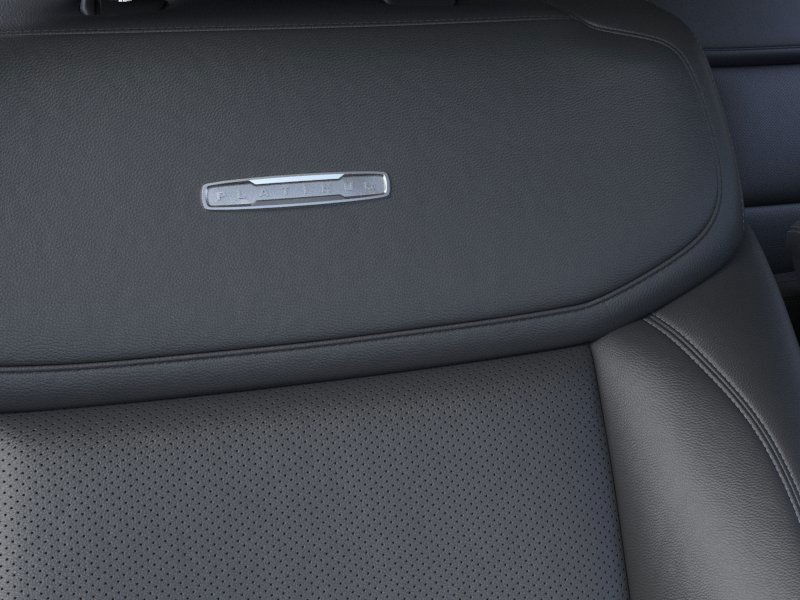 Ford Expedition Vehicle Full-screen Gallery Image 18