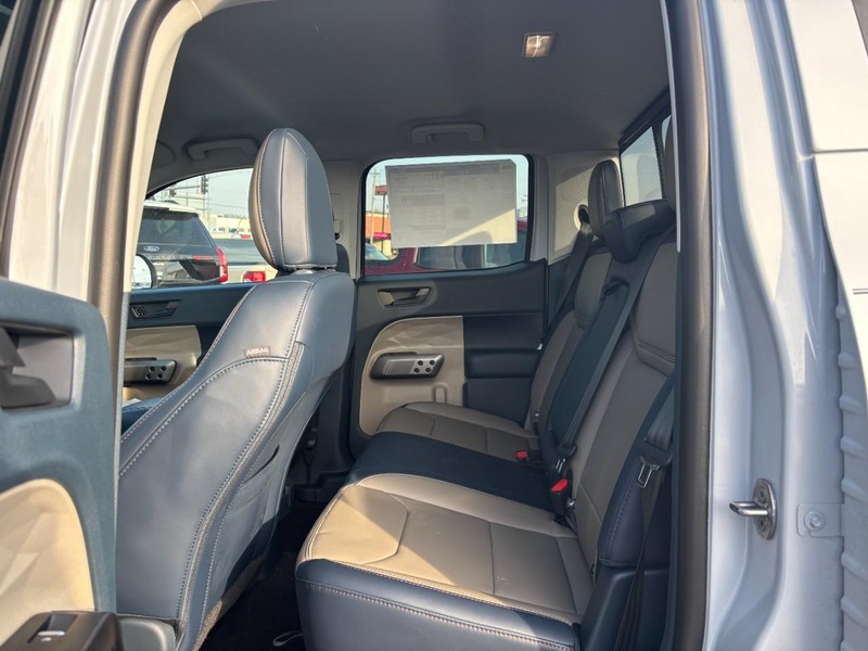 Ford Maverick Vehicle Full-screen Gallery Image 12