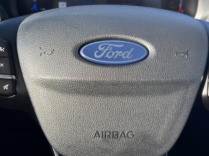 Ford Maverick Vehicle Full-screen Gallery Image 21