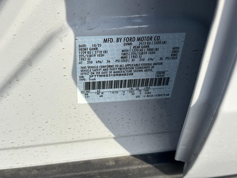 Ford Maverick Vehicle Full-screen Gallery Image 27