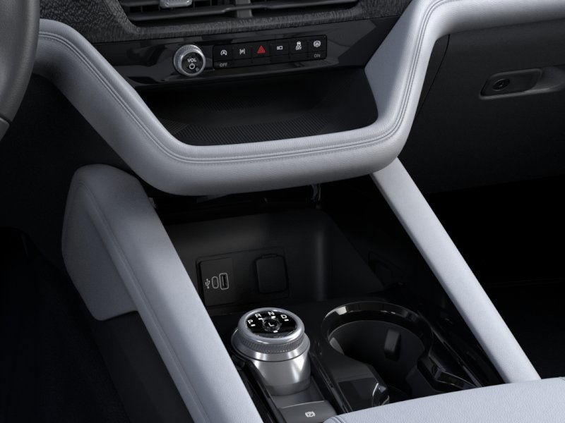 Ford Explorer Vehicle Full-screen Gallery Image 17