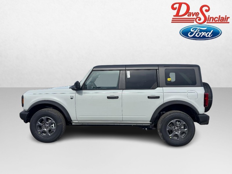 Ford Bronco Vehicle Image 10