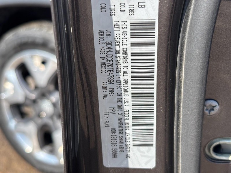 Jeep Compass Vehicle Image 27