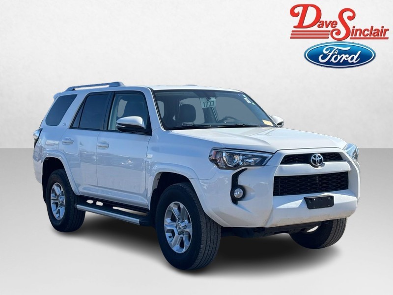 Toyota 4Runner Vehicle Full-screen Gallery Image 04
