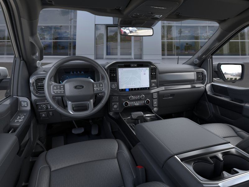 Ford F-150 Vehicle Full-screen Gallery Image 11