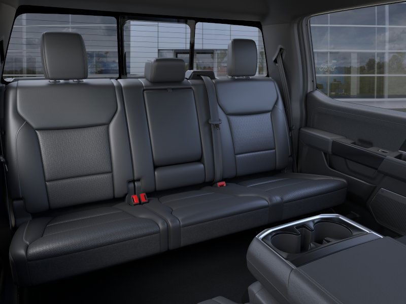 Ford F-150 Vehicle Full-screen Gallery Image 13