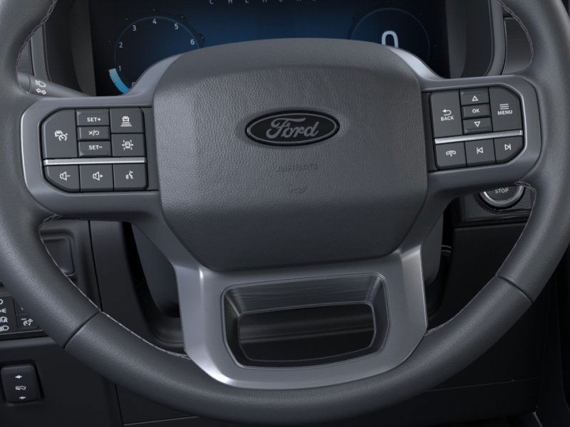 Ford F-150 Vehicle Full-screen Gallery Image 14