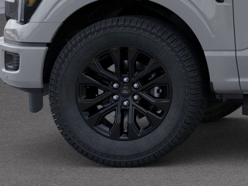 Ford F-150 Vehicle Full-screen Gallery Image 21